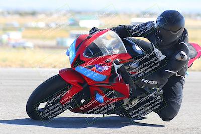 media/Oct-15-2023-TrackXperience (Sun) [[85198ff50b]]/Group 2/session 4 turn 3/